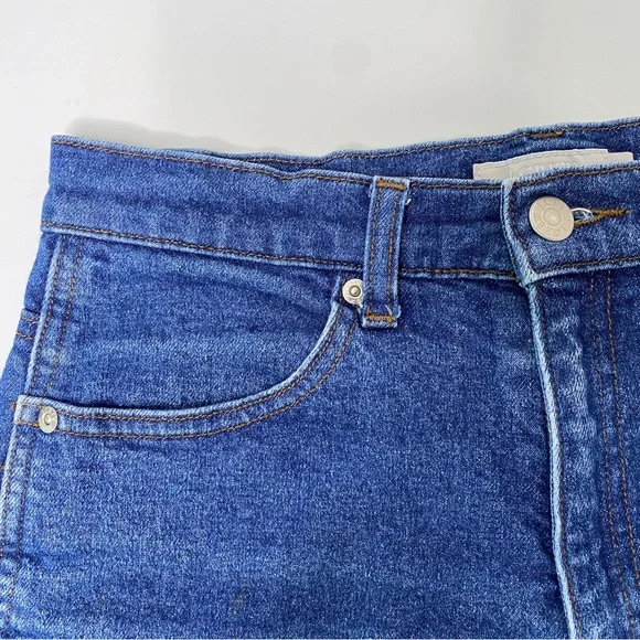 J. Crew High Rise Raw Hem Denim Shorts Sz 6 - Picture 3 of 4